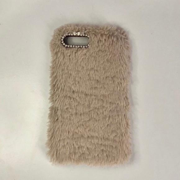 Velvet Caviar Other - Velvet Caviar Teddy Bear Case